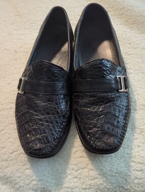 Men's Black Croc-Embossed Leather Slip-On Loafers